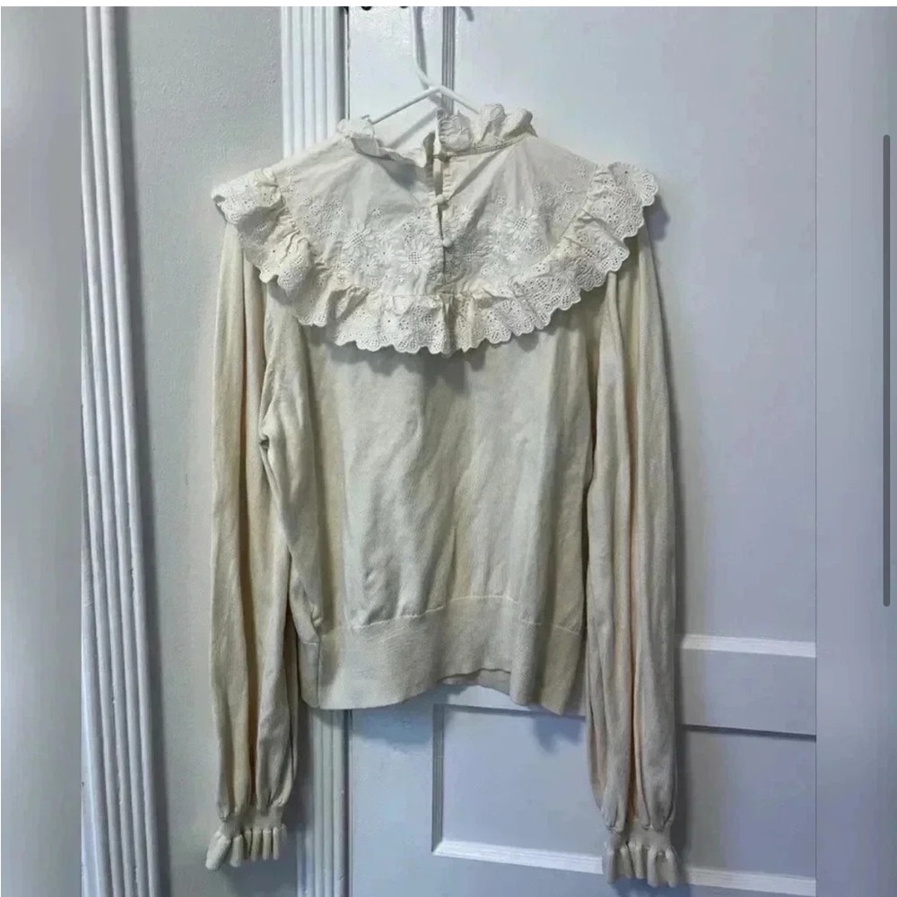 & Other Stories Paris Atelier Ruffled
Floral Embroidery Sweater - GUC